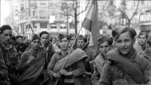 «En el Balcón vacío»María Luisa Elío , la voz que dignificó los exiliados muertos de la Guerra Civil  ABC.es 24/03/2018