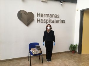 11 ABRIL-140 KG DE CARGADORES BATERIAS Y ALTAVOCES DONADOS  PARA LAS RESIDENCIAS DE LA COMUNIDAD DE MADRID